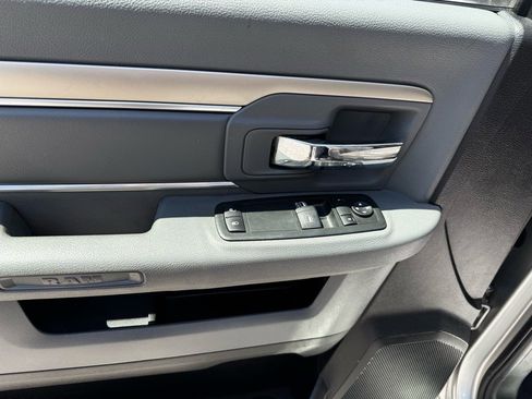 Used 2014 RAM 2500 Tradesman w/ Chrome Appearance Group image 23