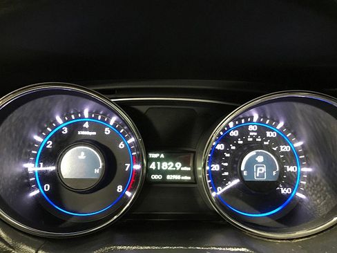 Used 2013 Hyundai Sonata Limited image 21