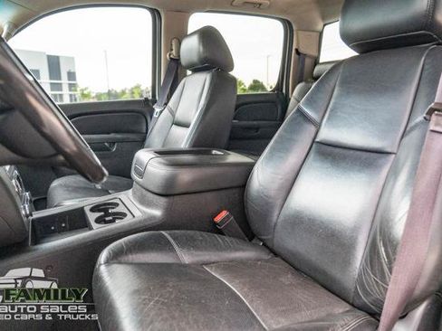 Used 2013 Chevrolet Silverado 2500 LTZ w/ LTZ Plus Package AWD/4WD image 20
