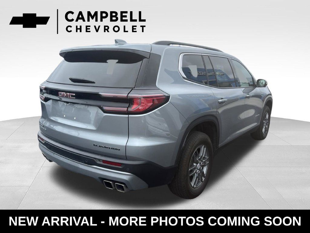 Used 2025 GMC Acadia Elevation FWD image 5