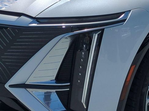 Certified 2024 Cadillac Lyriq Tech RWD image 24