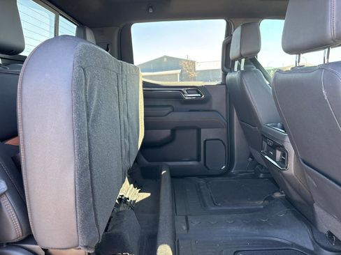 Used 2022 GMC Sierra 1500 AT4 w/ AT4 Premium Package image 43