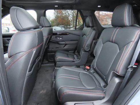 New 2025 Honda Pilot TrailSport image 13