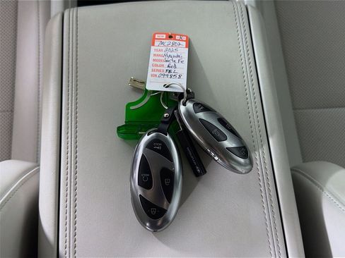 Used 2025 Hyundai Santa Fe SEL image 32