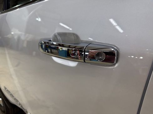 New 2025 GMC Sierra 3500 Denali w/ Denali Reserve Package image 15