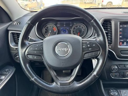 Used 2020 Jeep Cherokee Trailhawk w/ Cold Weather Group AWD/4WD image 18
