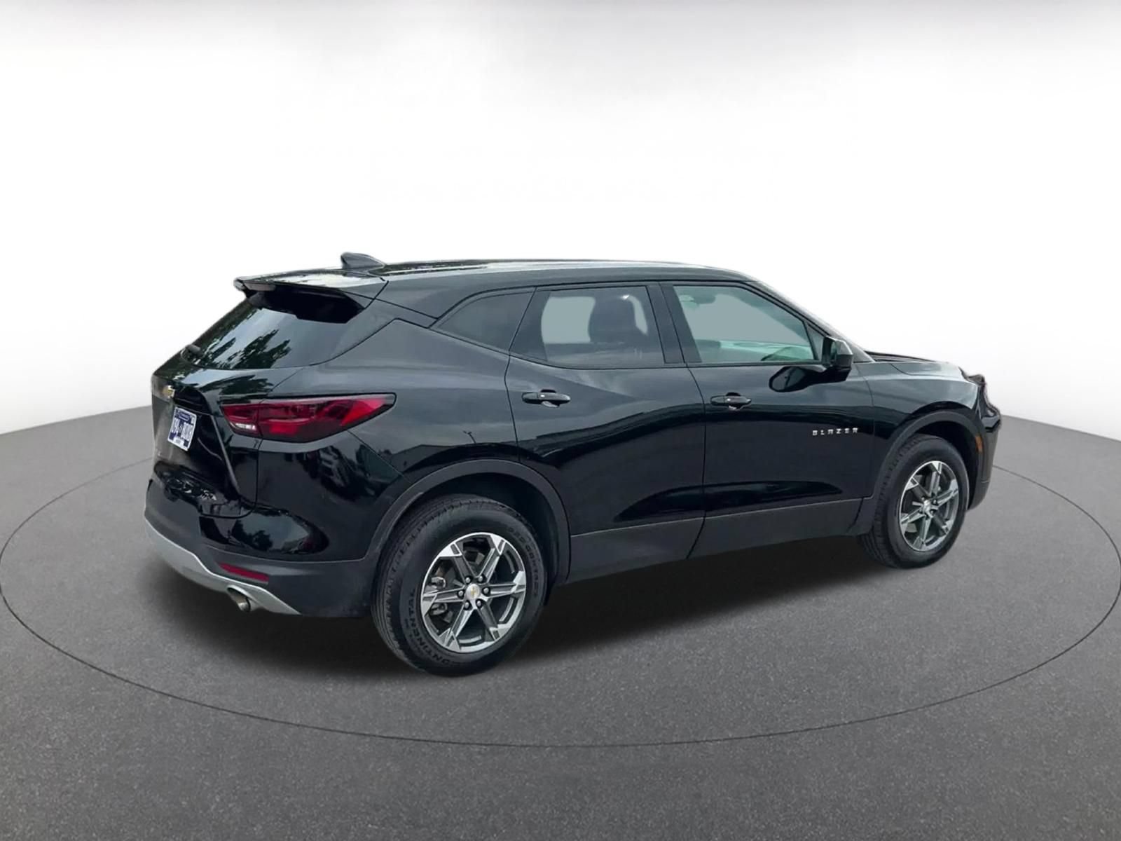 Used 2026 Chevrolet Blazer LT FWD image 13