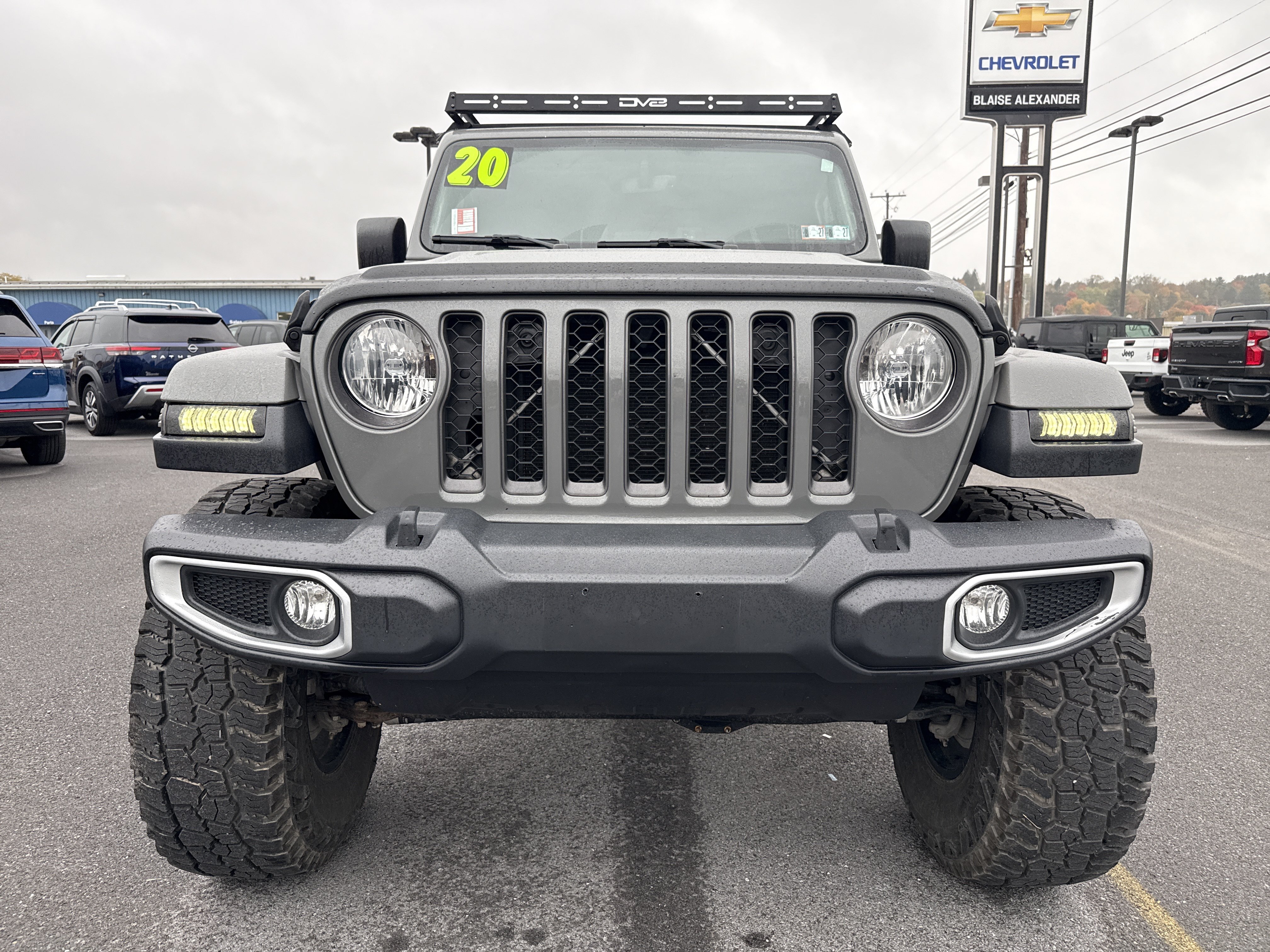 Used 2020 Jeep Gladiator Sport AWD/4WD image 10