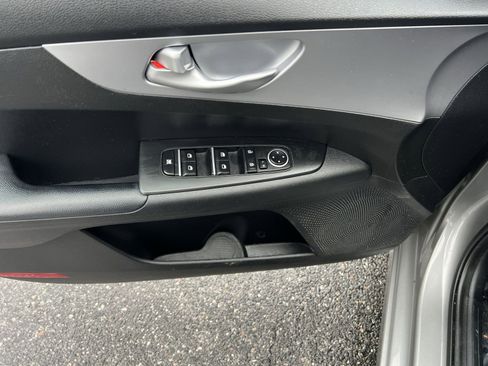 Used 2023 Kia Forte LXS image 14