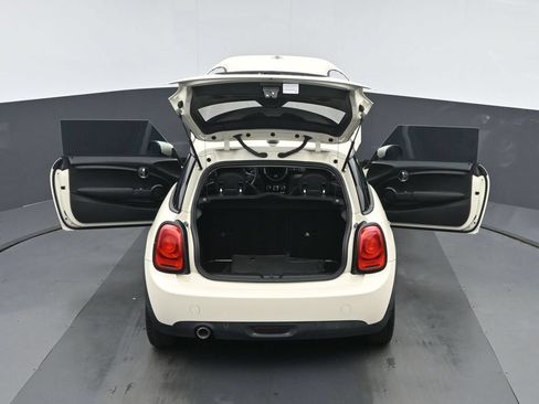 Used 2020 MINI Cooper 2-Door Hardtop FWD image 41
