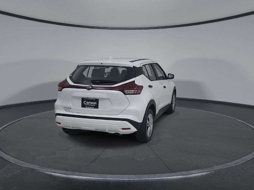 Used 2025 Nissan Kicks Play S FWD image 17