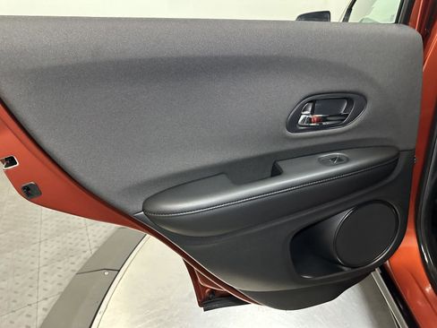 Used 2019 Honda HR-V Sport image 29