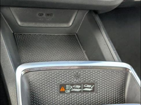 New 2026 Chevrolet Equinox ACTIV w/ Convenience Package III FWD image 17