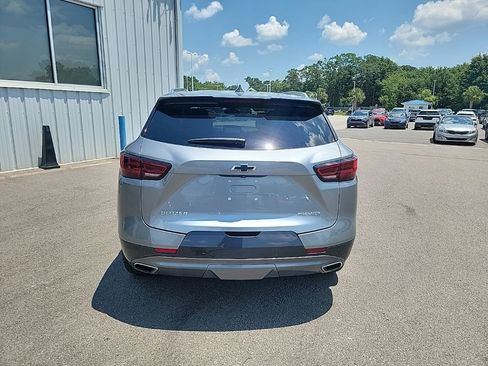 Used 2024 Chevrolet Blazer Premier w/ LPO, Black Grille Bar Package FWD image 4