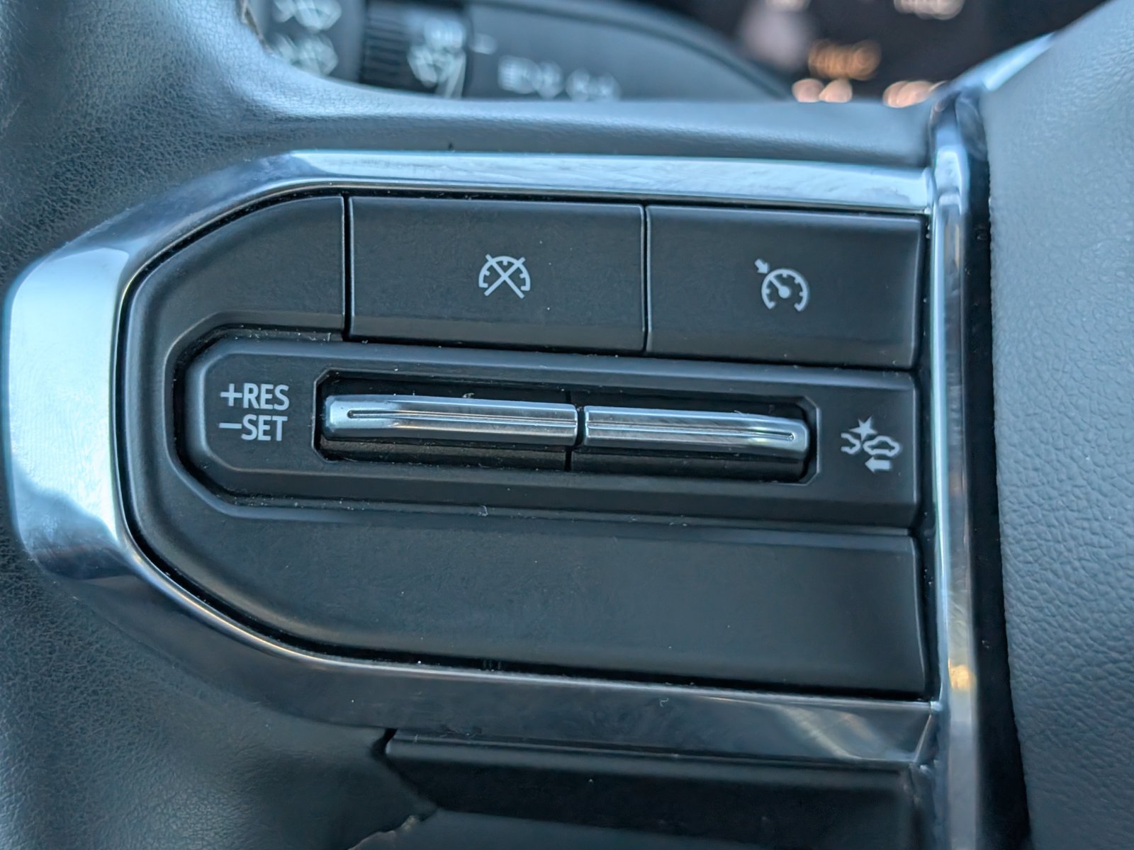 Used 2023 GMC Canyon Denali AWD/4WD image 16