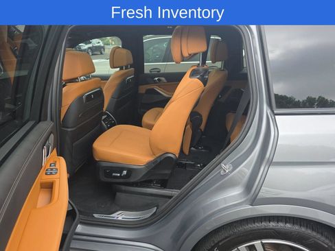 Certified 2026 BMW X7 xDrive40i w/ M Sport Package AWD/4WD image 18