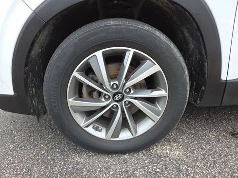 Used 2019 Hyundai Santa Fe AWD image 61