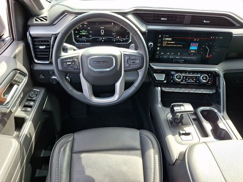 Certified 2025 GMC Sierra 1500 Denali w/ Denali Reserve Package AWD/4WD image 12
