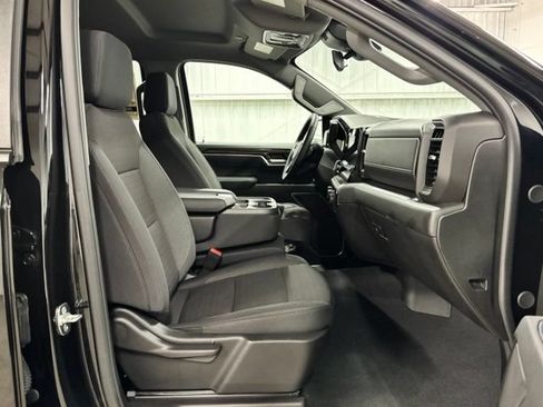 Used 2026 Chevrolet Silverado 1500 RST AWD/4WD image 21