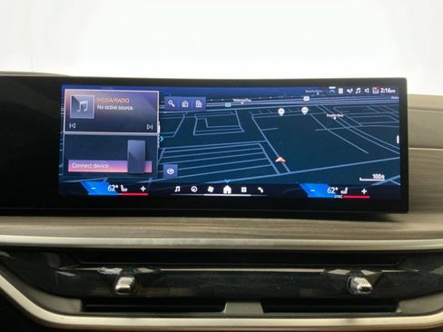 Used 2025 BMW X5 xDrive40i w/ M Sport Package AWD/4WD image 11