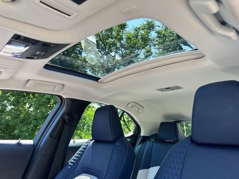 Used 2020 Lexus UX 250h w/ Premium Package AWD/4WD image 26