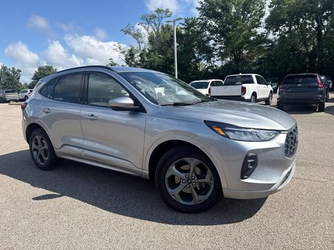 Used 2023 Ford Escape ST-Line Select w/ Tech Pack #2 AWD/4WD image 19