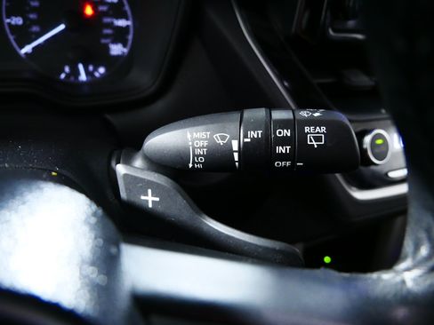 Used 2024 Toyota Corolla Cross AWD Hybrid image 31