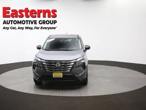 Used 2024 Nissan Rogue S AWD/4WD image 53