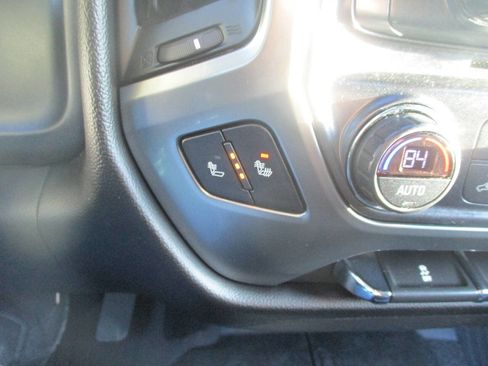 Used 2018 Chevrolet Silverado 1500 LT w/ All Star Edition image 22