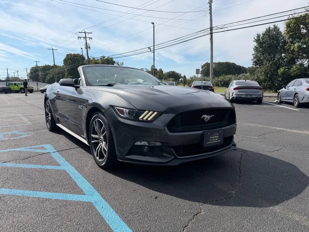 Used 2017 Ford Mustang GT Premium w/ Equipment Group 401A RWD image 4