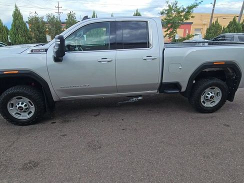 Used 2022 GMC Sierra 2500 SLE image 4