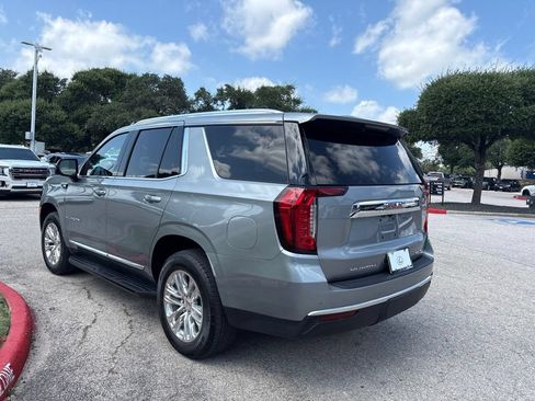Used 2023 GMC Yukon SLT w/ SLT Premium Package RWD image 3