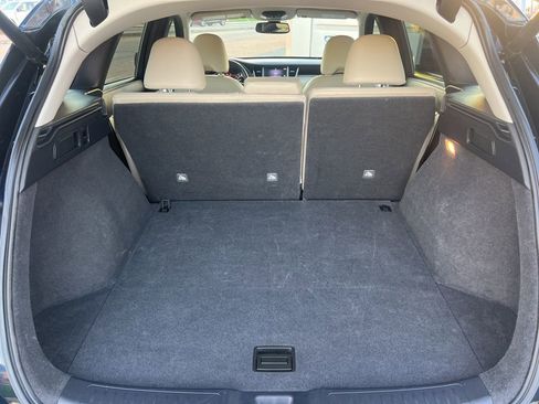 Used 2022 INFINITI QX50 Luxe image 40