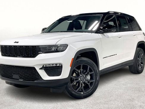 New 2025 Jeep Grand Cherokee Limited image 2