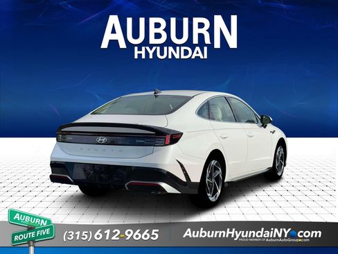 New 2026 Hyundai Sonata SEL FWD image 8