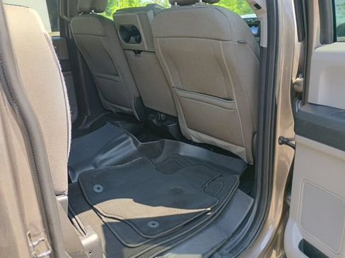 Used 2018 Ford F150 XLT AWD/4WD image 16