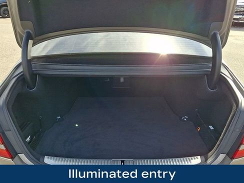 Used 2022 Genesis G90 5.0 Ultimate AWD/4WD image 31