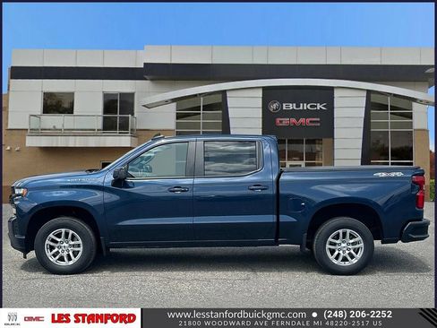 Used 2021 Chevrolet Silverado 1500 RST AWD/4WD image 2