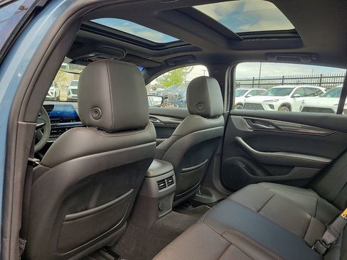 Certified 2023 Cadillac CT5 V w/ Premium Package image 12