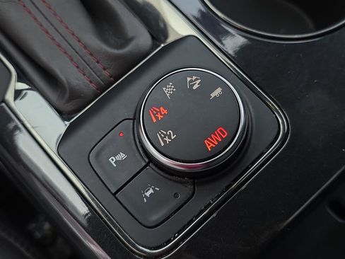 Used 2023 Chevrolet Blazer RS image 22