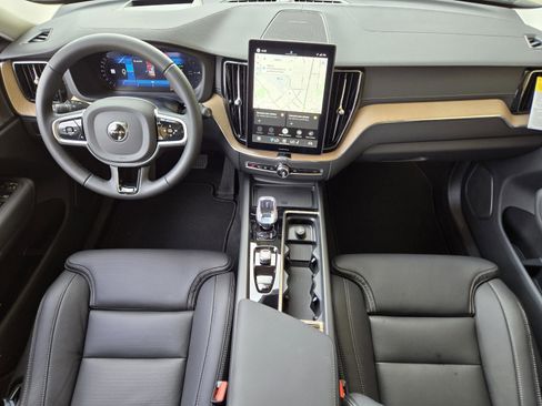 New 2026 Volvo XC60 T8 Ultra w/ Protection Package Premier AWD/4WD image 21