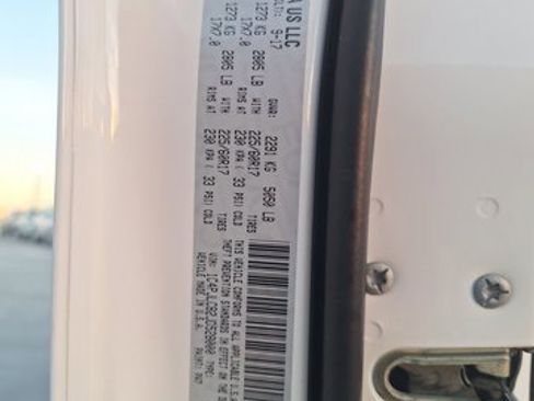 Used 2018 Jeep Cherokee Latitude image 23