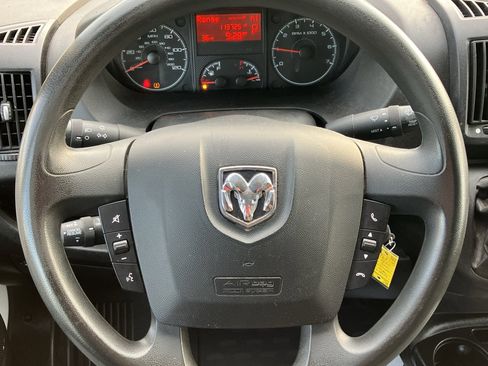 Used 2020 RAM ProMaster 2500 w/ Interior Convenience Group image 14