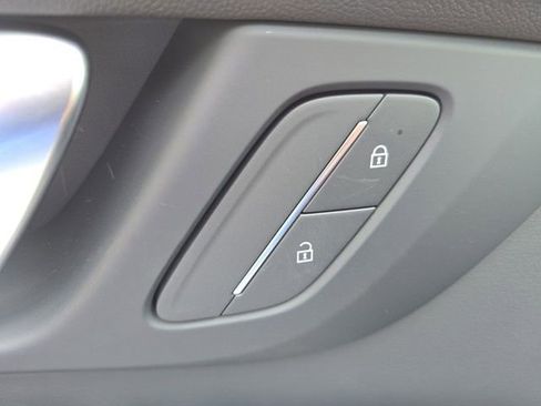 New 2026 Buick Enclave Sport Touring image 8