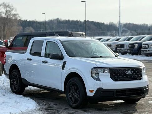 Certified 2025 Ford Maverick XL w/ Equipment Group 101A image 36