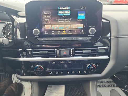 New 2025 Nissan Pathfinder SV image 13