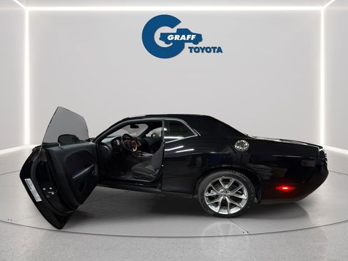 Used 2023 Dodge Challenger GT RWD image 9