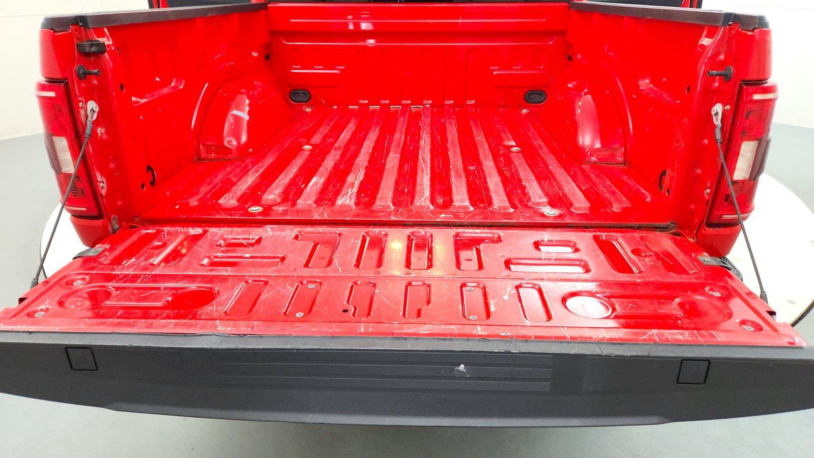 Used 2021 Ford F150 XLT AWD/4WD image 18