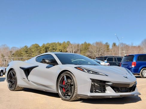 Used 2024 Chevrolet Corvette E-Ray image 8