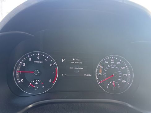 Certified 2023 Kia Forte LXS w/ LXS Technology Package FWD image 9